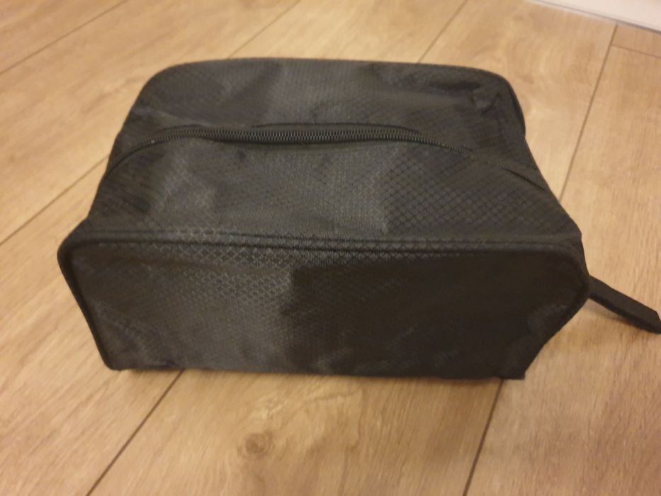 Kosmetyczka męska nowa