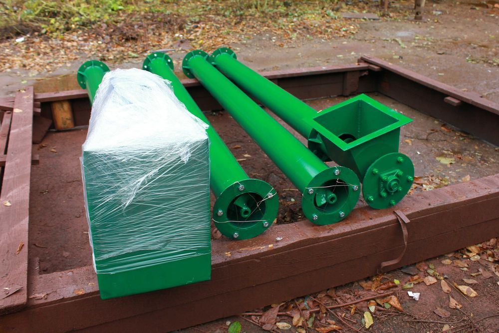 Шнековый транспортёр винтовой конвейер погрузчик (протравитель шнек)