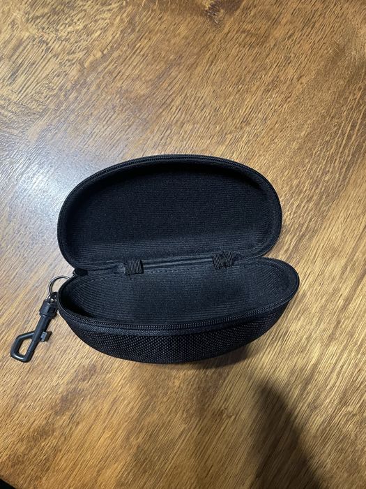 UVEX etui na okulary