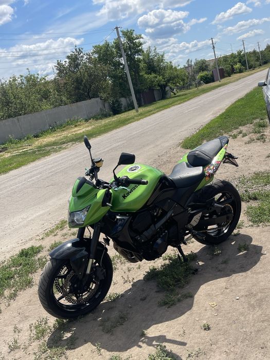 Kawasaki Z750 2012 год, отличное состояние, Arrow, чип