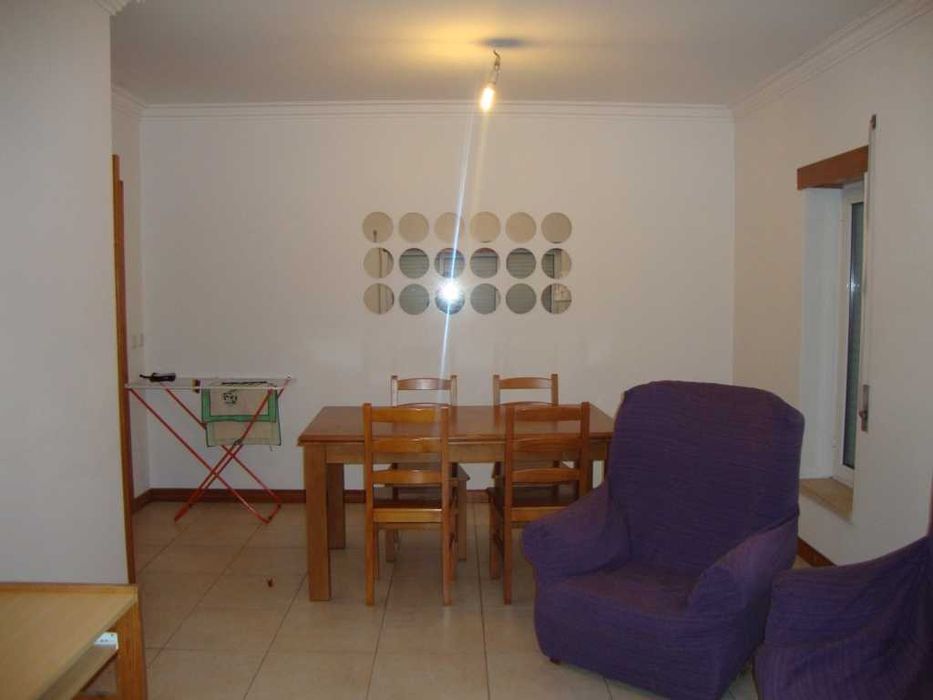 Apartamento T3 na Av. Elísio de Moura