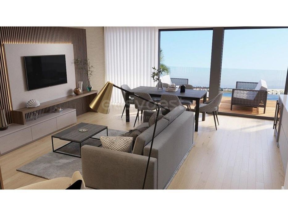 Apartamento T3 Duplex com terraço vista Ria pronto a habitar situad...
