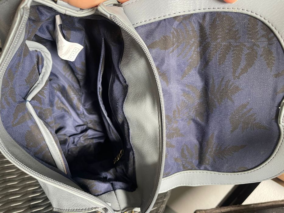 Mala feminina misako