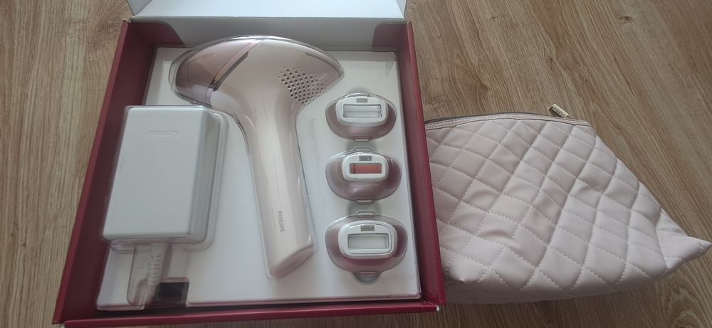 Depilator IPL Philips lumea seria 9900 skin AI