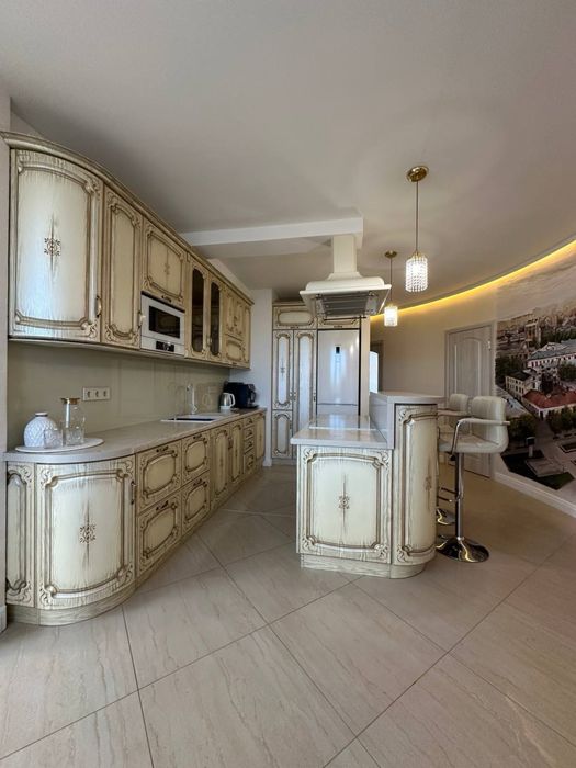 Квартира з гарним краєвидом і власною сауною, відпочинковою зоною…