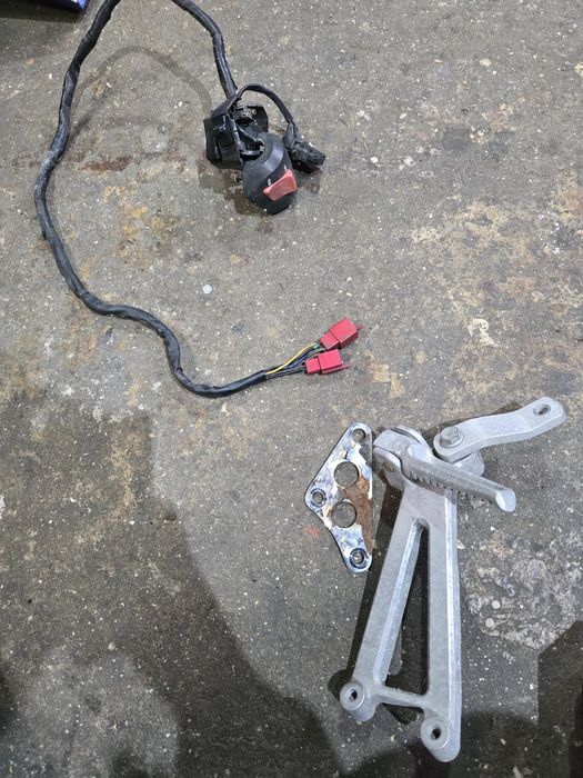 Honda CBR 600 F3 peças