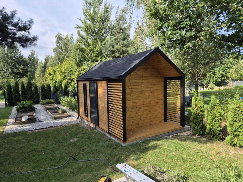 • • • • Domek z pergolą • • • • D20 II 5x3 m producent DREWNOTRIK
