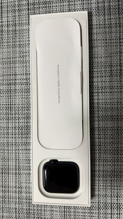 APPLE Watch SE 3 GPS + Cellular 44 mm  COM GARANTIA