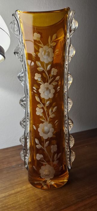 Wazon Kryształowy PRL – Huta Julia Piechowice – Bursztyn / Maliny – Vintage
Cena 350zł 
Wysyłka vinted