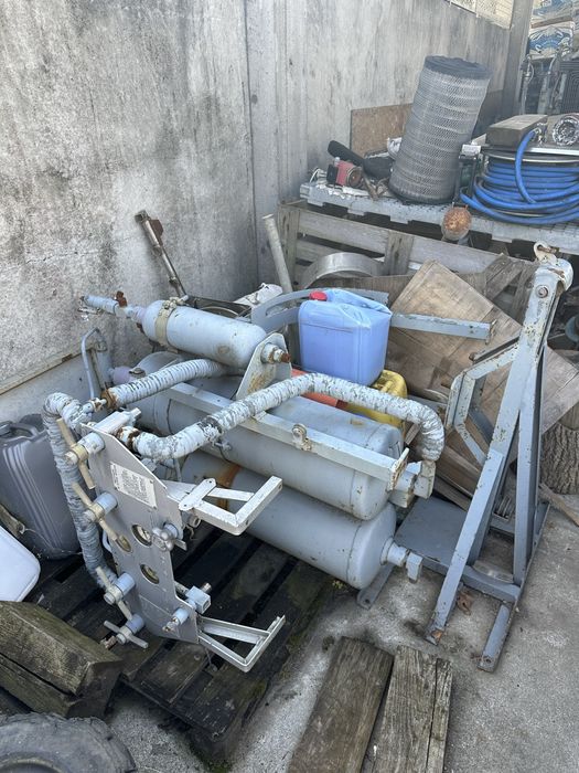 Продам повітряно-поршневий компресор