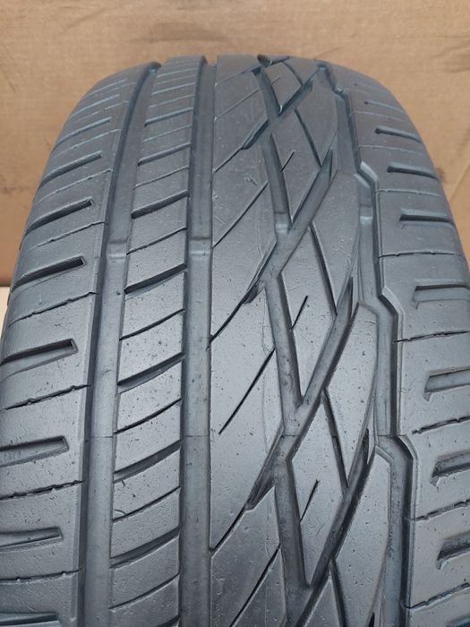 255/65/17 H 1 sztuka lato Generalgrabber GT  8mm 16 rok