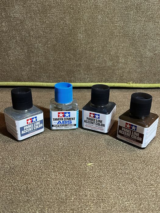 НОВІ Фарби revell для модельок, розчинники, клеї