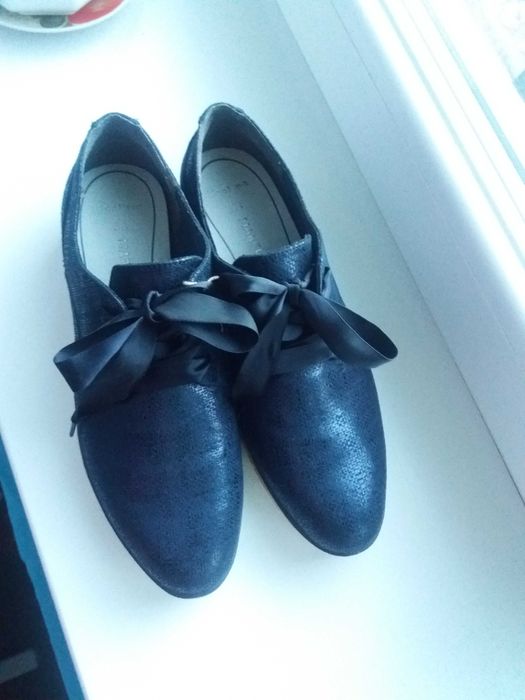Продаються жіночі туфлі