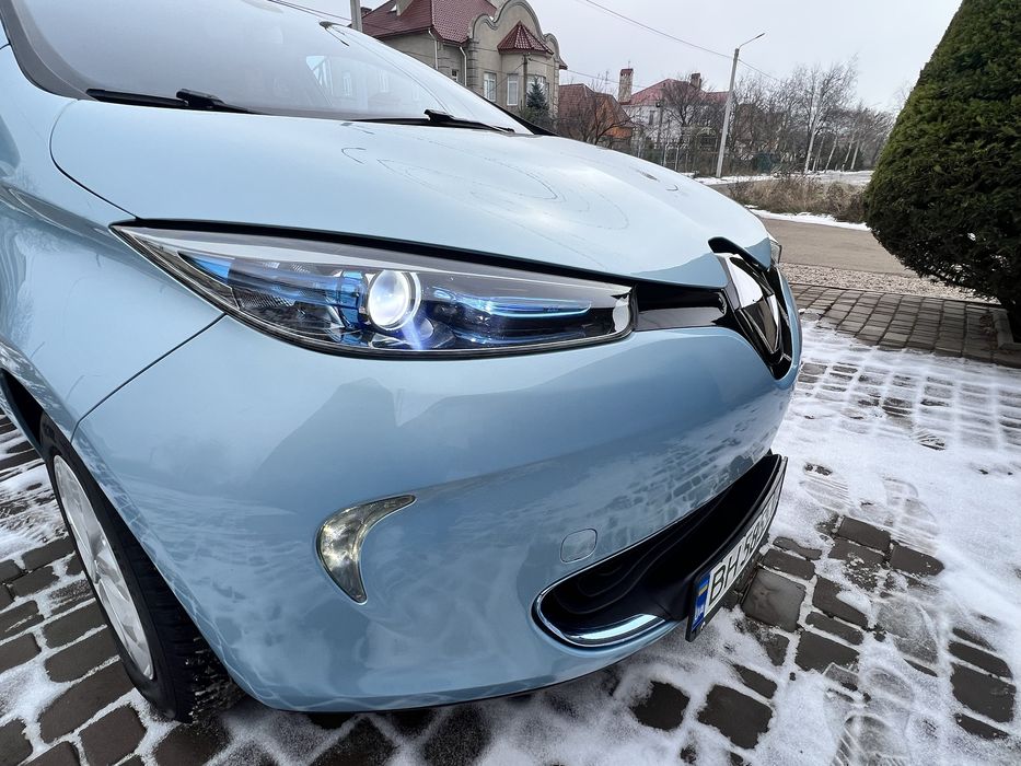 Продам Renault Zoe в идеальнишом состоянии
