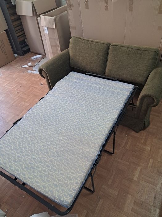 Sofá 3 lug +sofá cama 2lug.