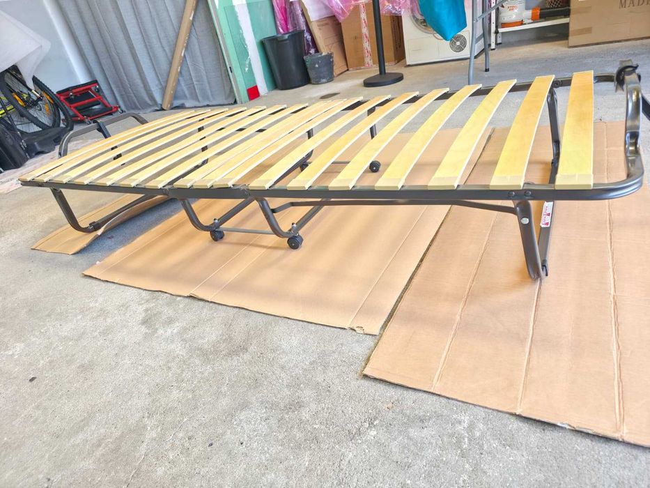 Estrado cama desdobrável