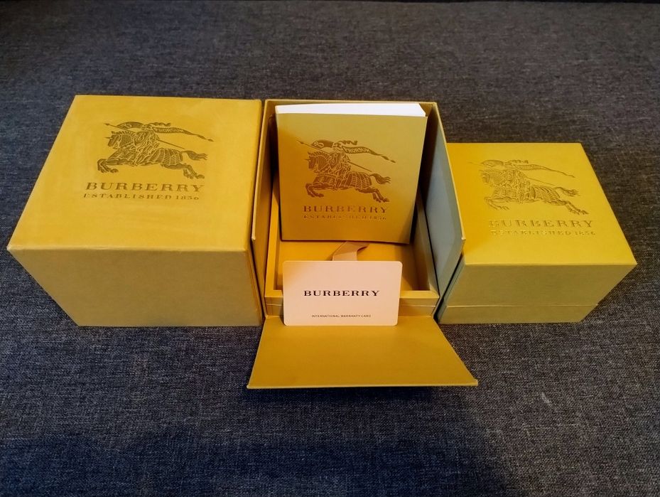 коробка с часов BURBERRY