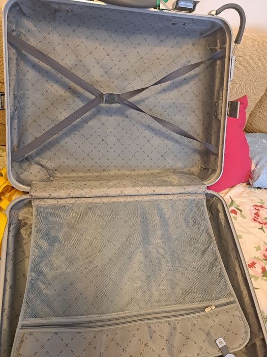 Mala de porão, rigida