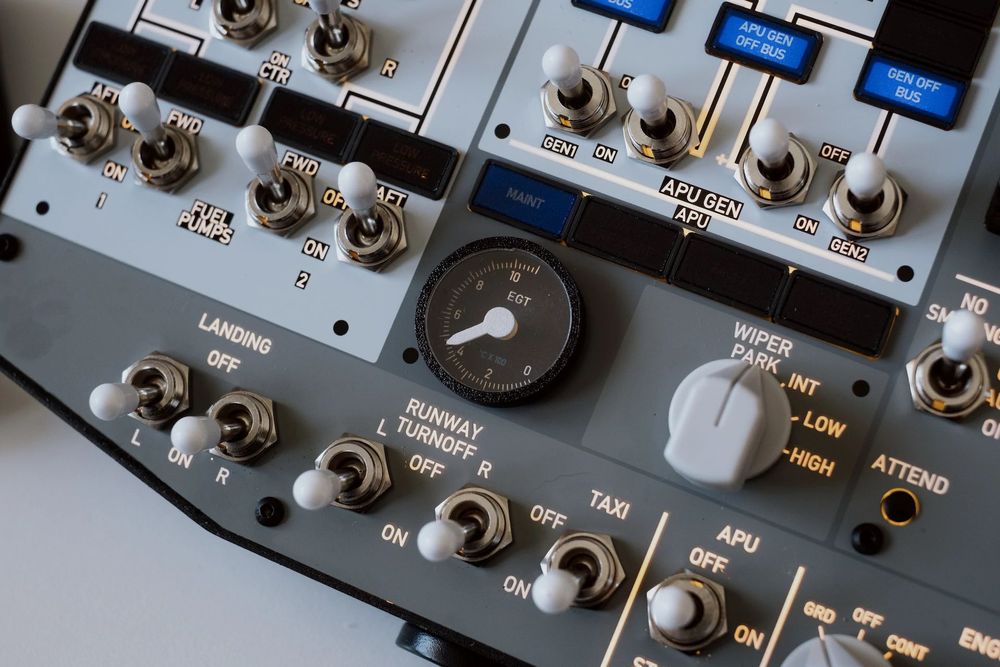 Rowsfire B107 Boeing 737 Overhead Panel