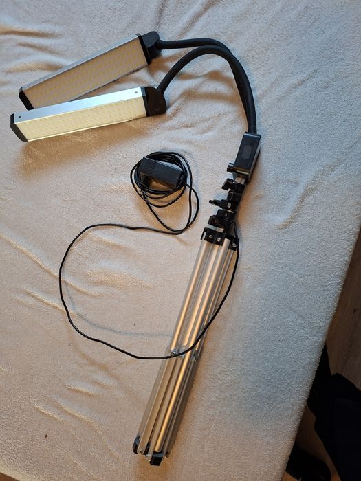 Lampa led do rzęs i makijażu Polluks typ msp-ld01