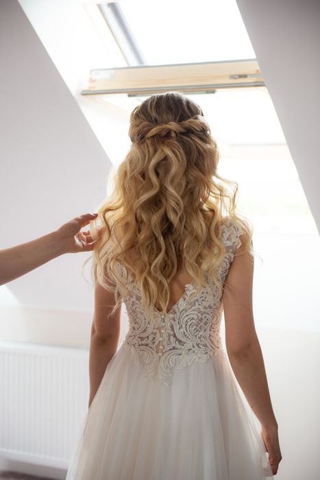 Suknia ślubna ivory