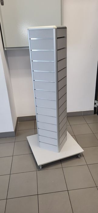 Gondola sklepowa space wall słupek