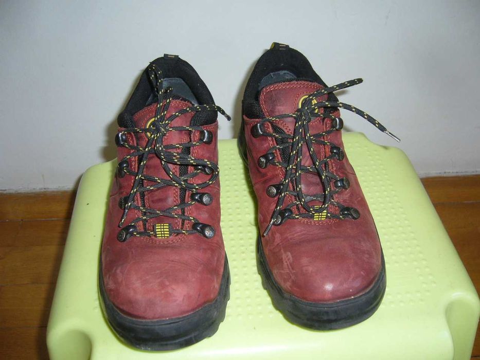 Półbuty trekkingi Lesta