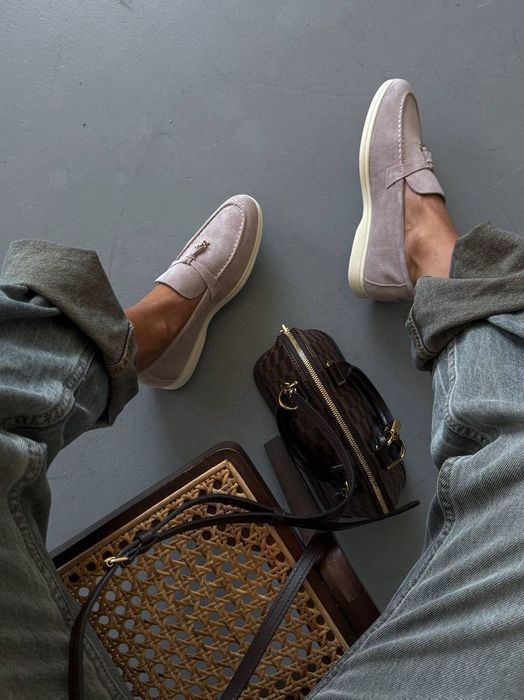 Лофери жіночі Loro Piana, бежеві та чорні, 36-41 розміри