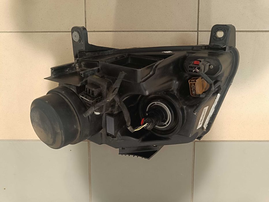 Lampa Przód Prawa Jeep Compas