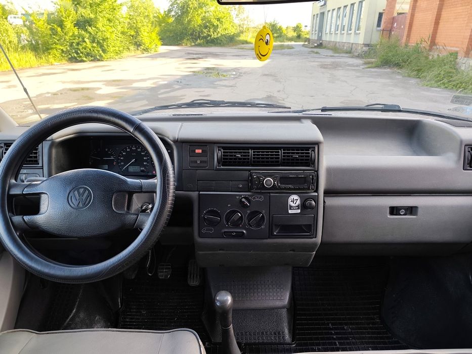 Продам Volkswagen т4 caravelle / Оригинальный пассажир  8+1,  2.5 TDI