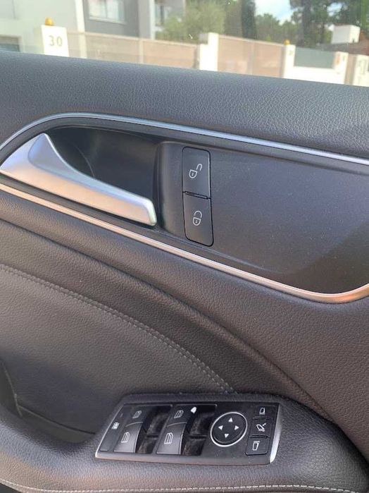 Vendo Mercedes B180 D em otimo estado
