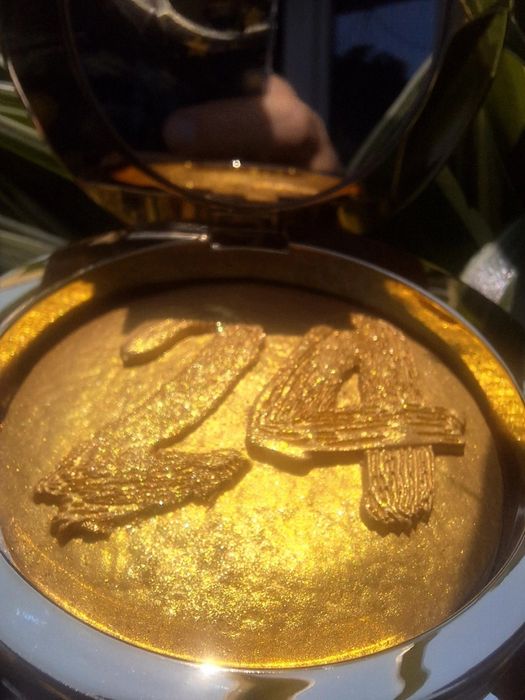 Kylie Jenner  Highlighter  24 K