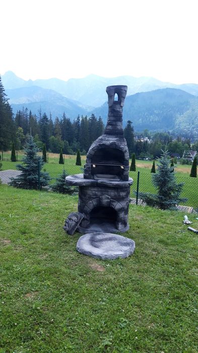 Grill grodowy betonowy klasyczny