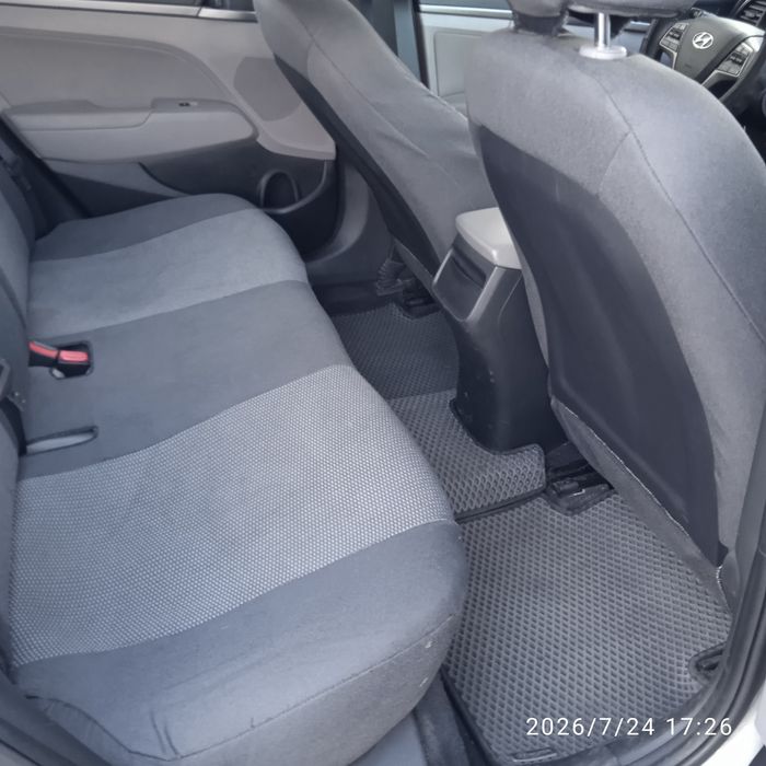 Hyundai Elantra!!