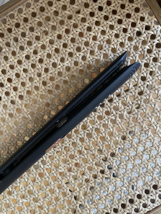 Prostownica Elle z ceramiczną powłoką