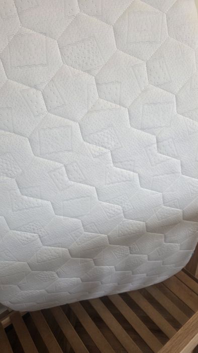 Materac do łóżeczka plus pikrowiec