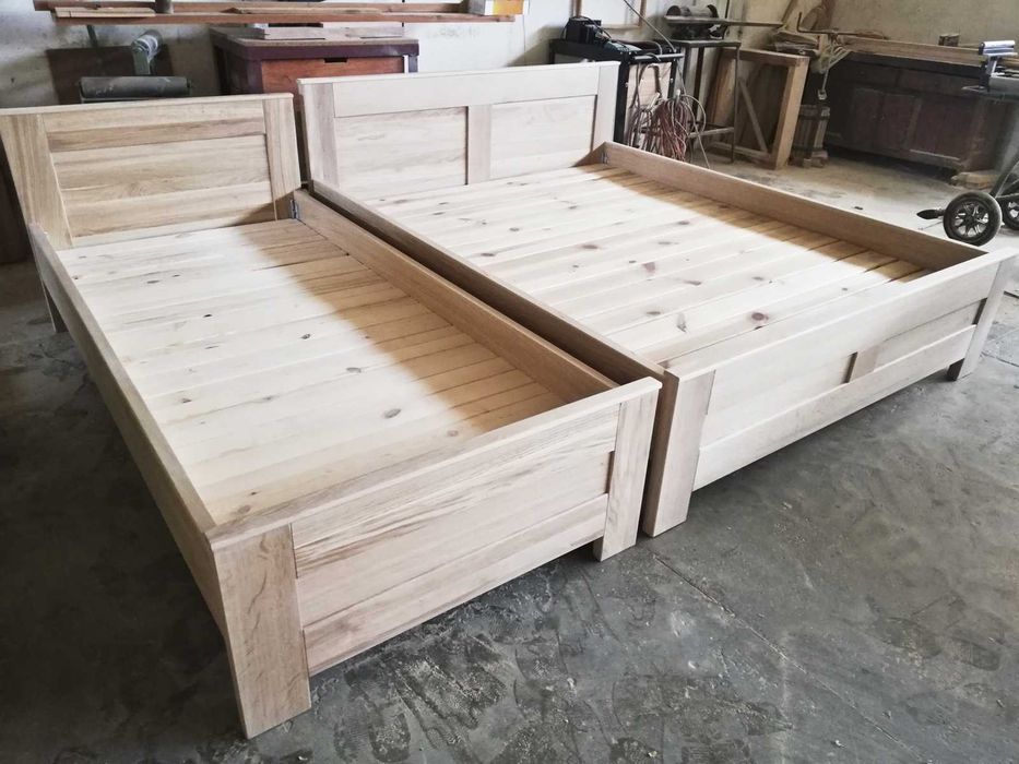 Łóżko drewniane dębowe jesionowe masywne lite drewno taborety stołki