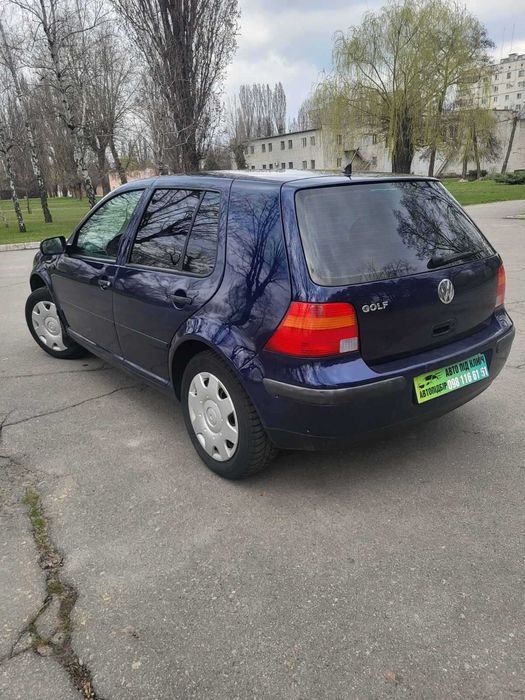 Volkswagen Golf (Газ- Бензин )