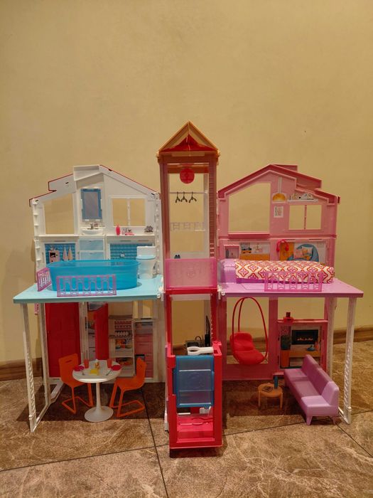 Domek dla Barbie 3 piętrowy