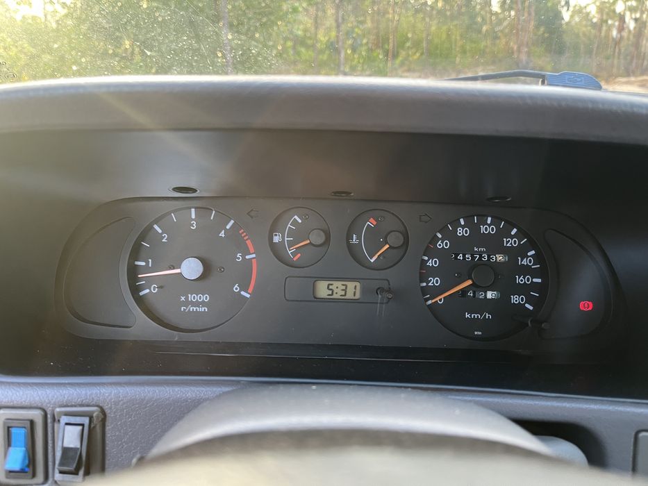 Nissan Terrano 2.7 Tdi 125 (TD27)