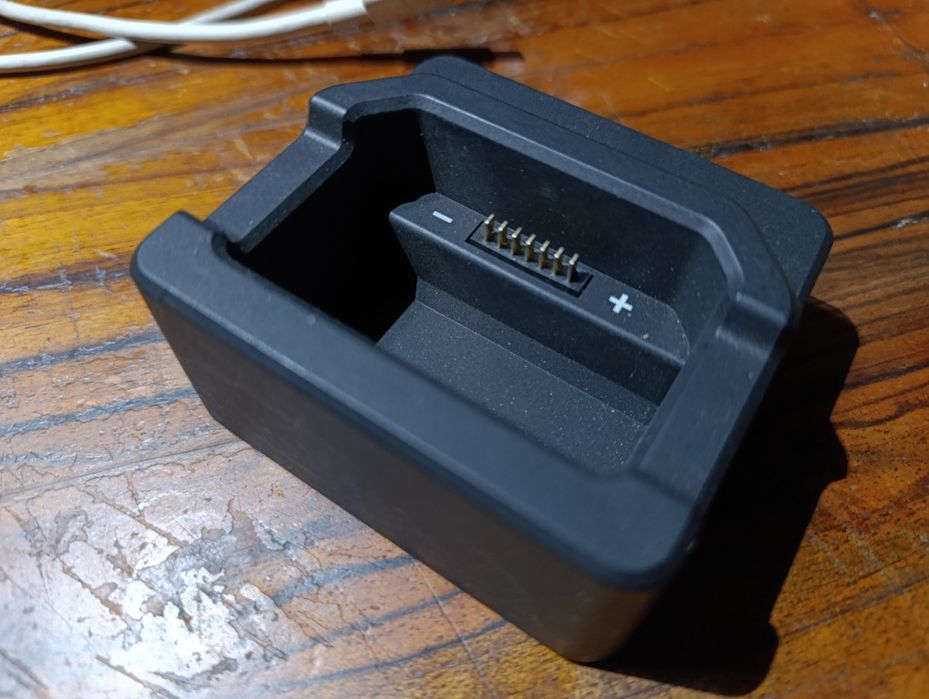 Зарядний пристрій AGM NE-Charger for RattlerV2