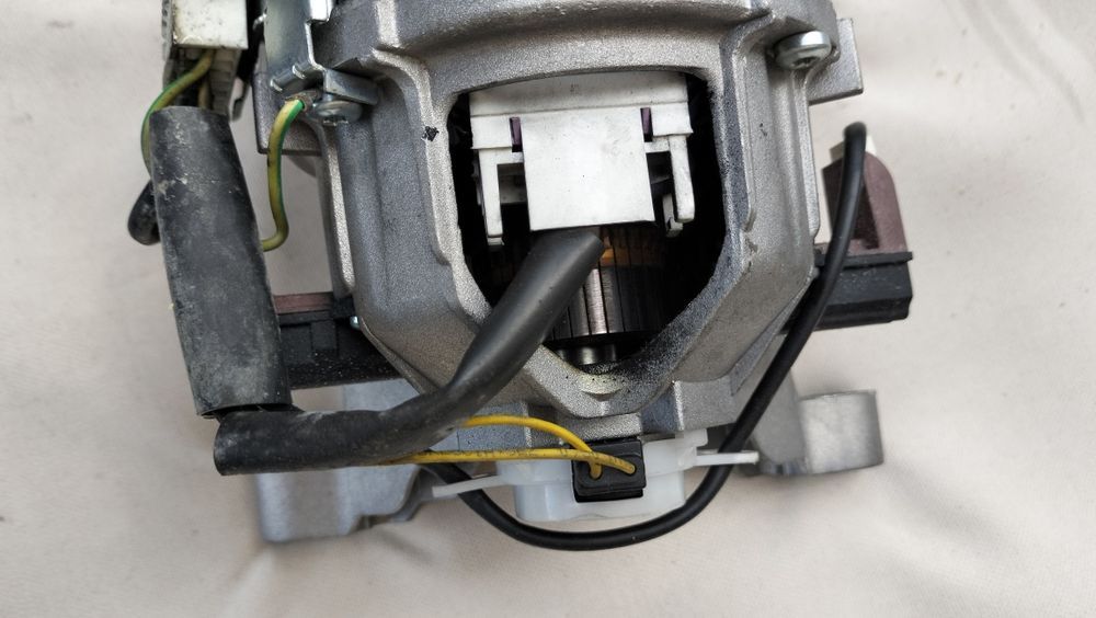 Запчастини до пральної машинки Веко