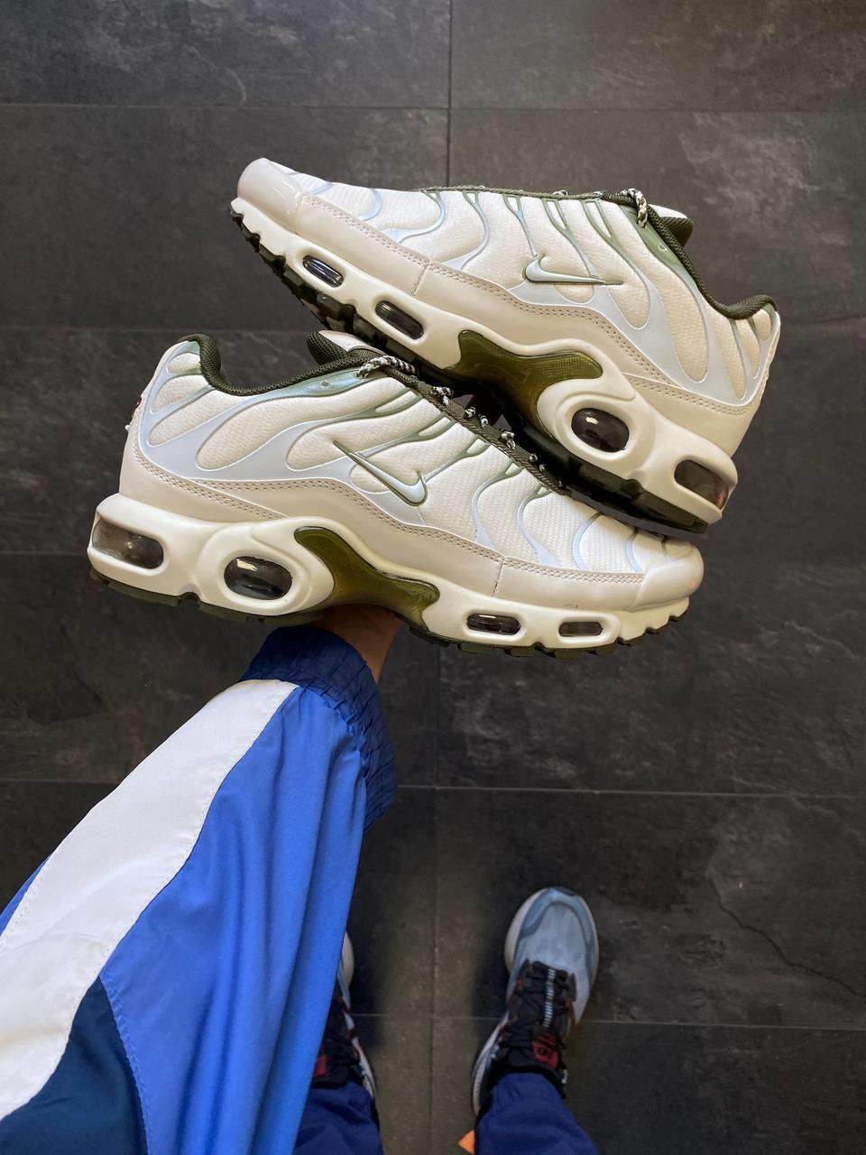 В НАЯВНОСТІ! Кросівки чоловічі Nike Air max TN Olive Beige | Найк ТН: 2 ...