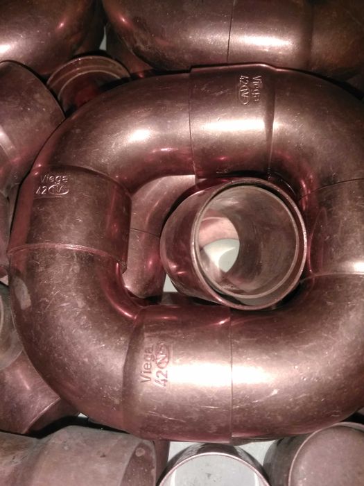 kolanko miedziane fi 42  nyplowe Viega