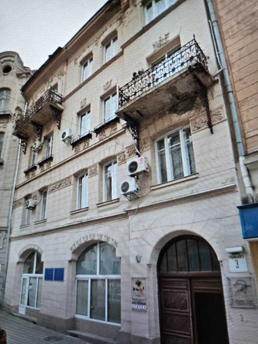 Продаж 2х кімнатної квартири по вул. Руданського, 3(за готелем "Жорж")