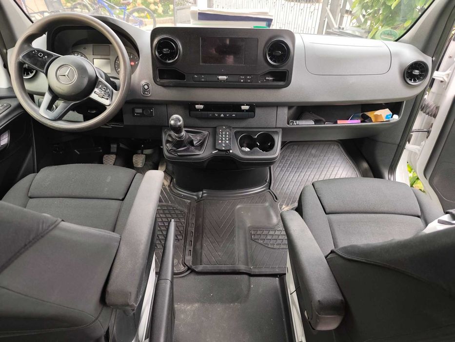 Mercedes-Benz Sprinter 317