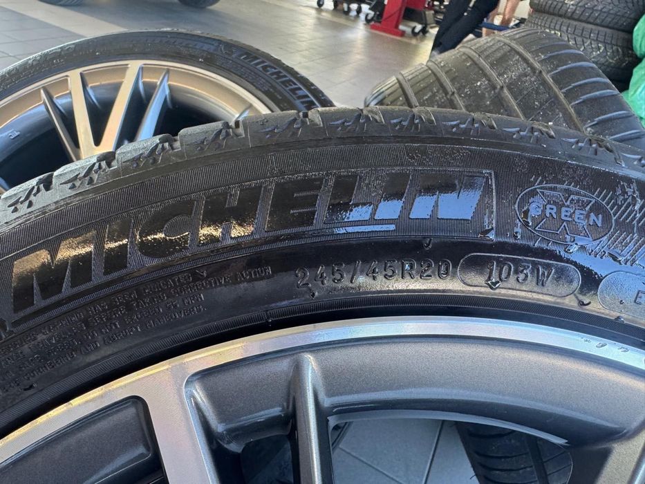 Oryginalne felgi Lexus LC 500 / LC 500h 20” + Michelin 245/45 275/40 R20