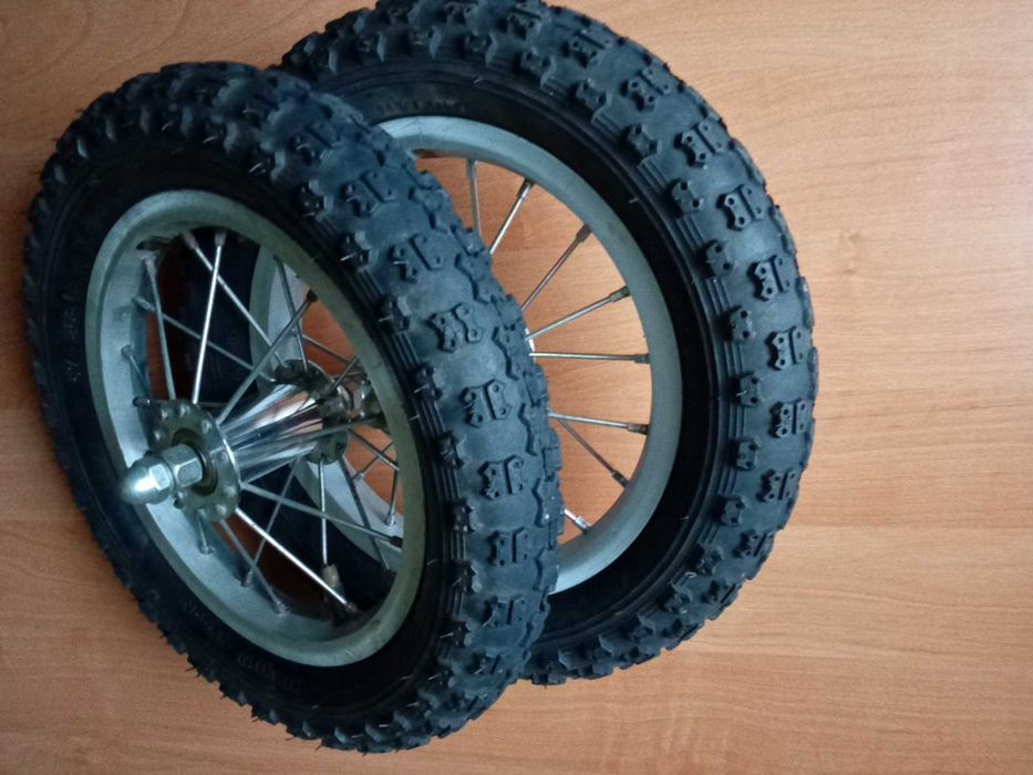 Колесо CST  NYLON  57-203 {12 1\2 * 2 1\4}