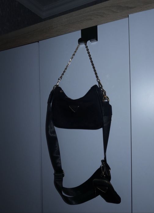 Лот сумок jaquemous. Prada