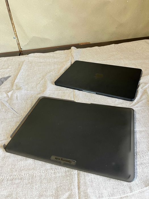 MacBook Air M2 100% kondycji baterii, 16Gb RAM / 256GB SSD